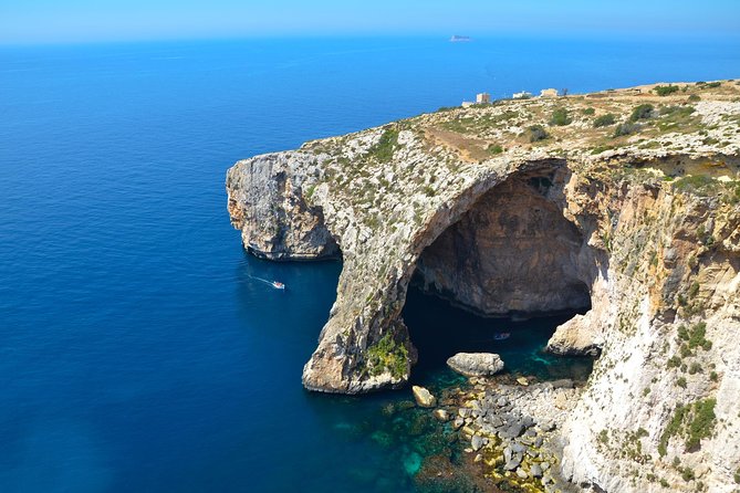 Marsaxlokk Market and Blue Grotto guided tour - Wied iz-Zurrieq: where Blue Grotto boats start, and why weather rules the day