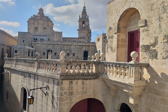 Mdina and Rabat - City Walking Tour - Audio headsets and group flow, how to make it easy on yourself