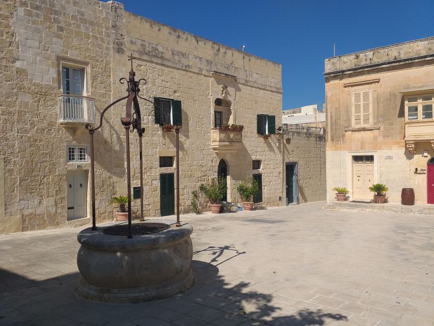 Mdina and Rabat: Guided City Walking Tour - Starting at the Mdina Main Gate: Getting Oriented Fast