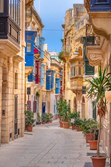 Mdina at Sunset: Small Group Tour of the Ancient city - Mdina Cathedral: the stop that grounds the myths in real places