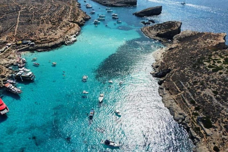 Mellieha: 1:00pm Speedboat round Comino Caves 2h Blue Lagoon - Blue Lagoon for 2 hours: swimming, snorkeling, and fish moments