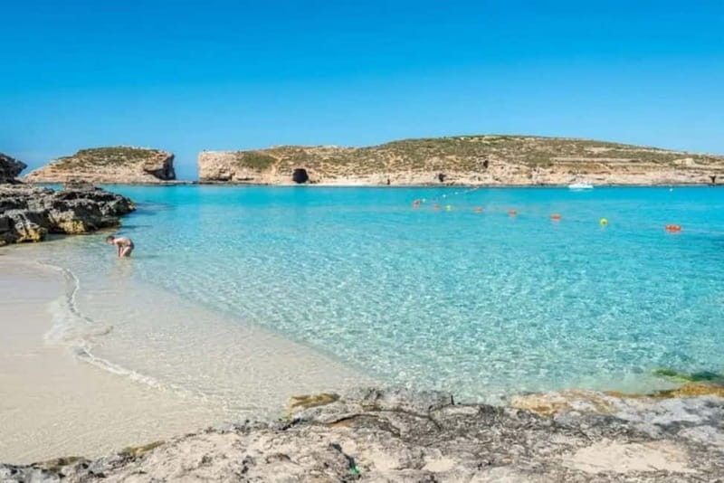 Mellieha: 1:00pm Speedboat round Comino Caves 2h Blue Lagoon - What to bring and what to avoid on a cave and lagoon speedboat