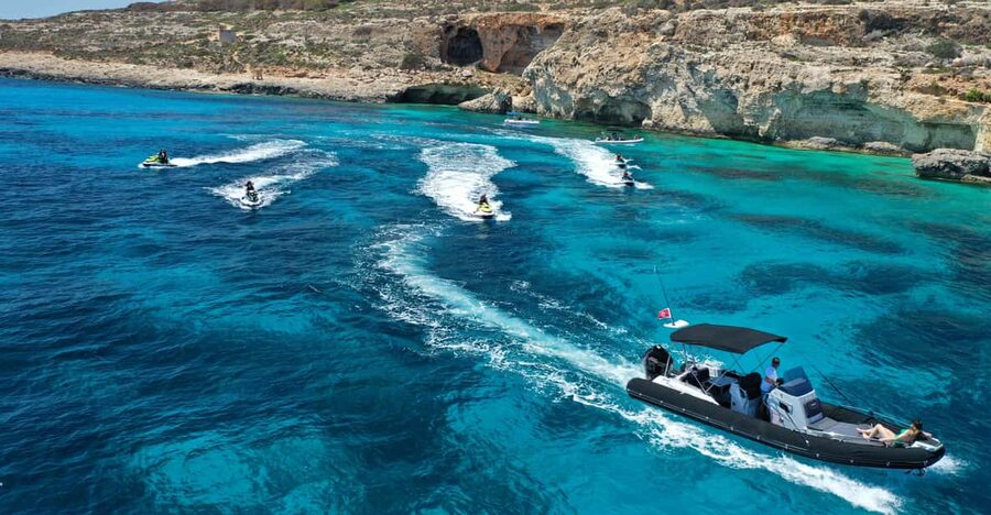 Mellieha: Comino and Blue Lagoon Jet Ski Safari Tour at 3 PM - Elephant Rock, St Maria Caves, and Ħalfa Rock: the route that makes Comino feel close