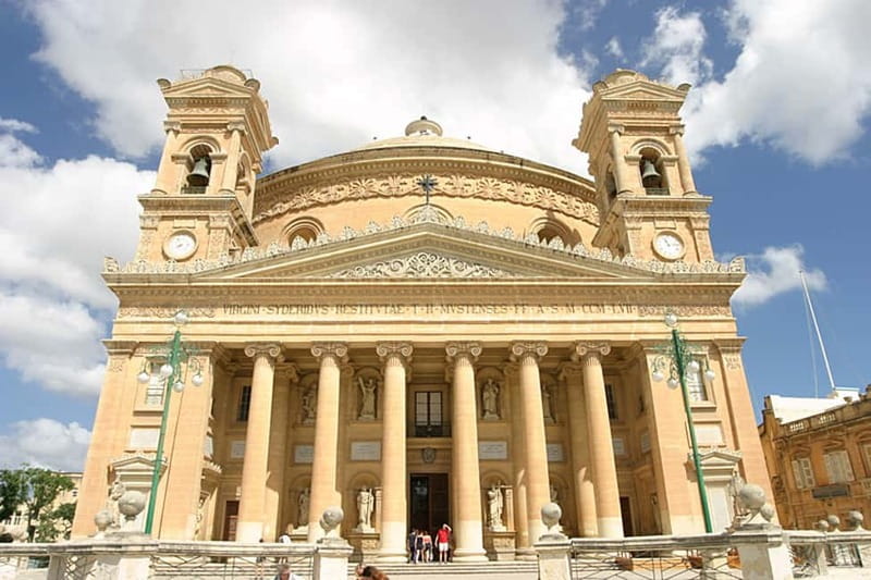 Mosta, Crafts Village, Mdina & Valletta Full-Day inc Platter - A One-Day Malta Mix: Mosta Dome, Mdina, and Valletta