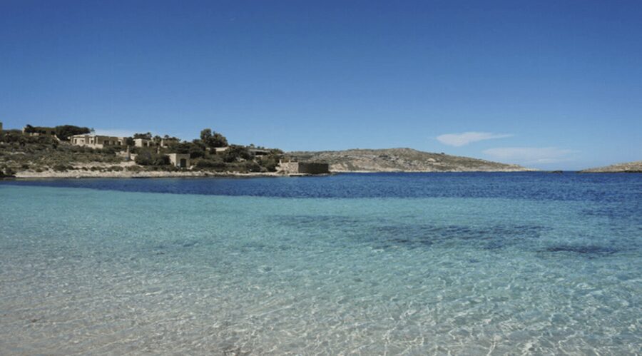 Private Boat Trip: Explore Comino, Blue Lagoon & Santa Maria - Meeting at Malta or Gozo, then getting to the water fast