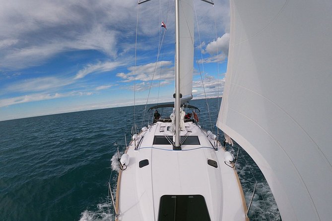 Private Day Charter on Amazing Mowgli - St. Peter’s Pool for southern scenery and a change of pace