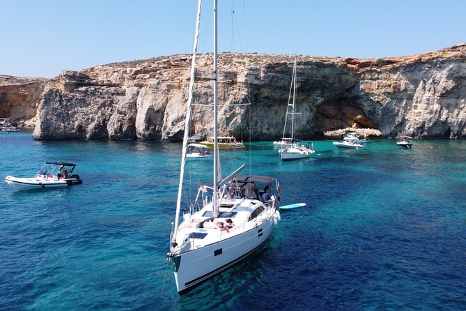 Private Day Charter on Amazing Mowgli - Price and what you really get for $844.76 (up to 12 people)
