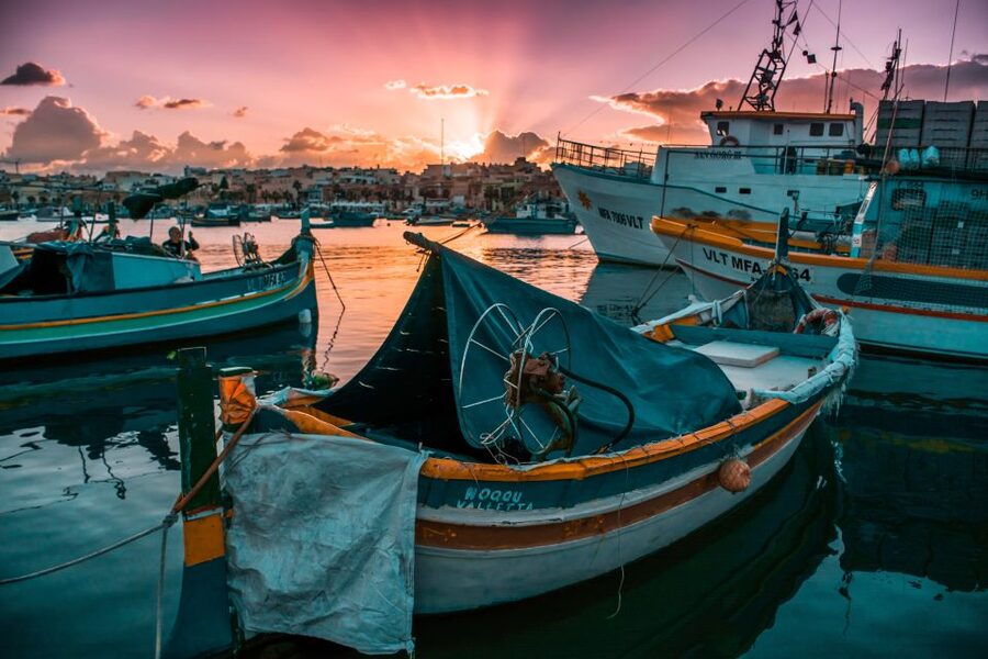 Private Driver to roam the island of Malta (VIP) - Price and value: $400 per group for up to three