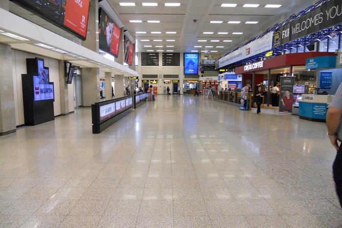 Private Malta Airport Cab to Sliema/St Julians/Gzira or Valletta - What Your Car Is, and the Luggage Limits That Control Comfort