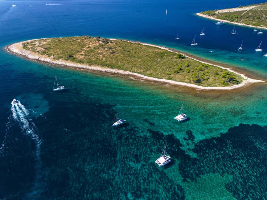 Private Speedboat Tour: Blue Lagoon & 3 Islands from Split - KARLA luxury rib on a private group day: comfort, control, and the crew factor
