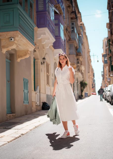 Professional Vacation photographer in Valletta Malta - Wardrobe help that saves time (and decisions)