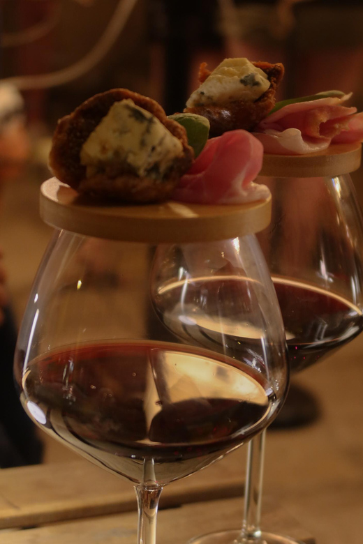 Romantic Wine Tasting Experience at Koccio Valletta - Valletta Steps, but with a calmer end of the scene