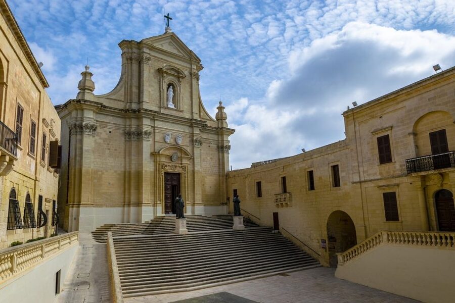 Shore Excursion Tour - Half Day - How the 4-hour Malta loop with a private minivan works