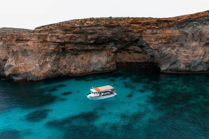 Snorkeling in Blue Lagoon Beaches and Bays Trip Comino - Santa Marija Bay: calmer water for a slower kind of swim