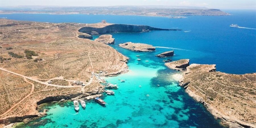 St Julian's: Comino Blue Lagoon Half Day - A fast motorboat ride from St Julian’s to Comino