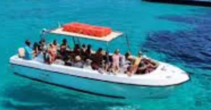 St Julian's: Half Day Comino Blue Lagoon & Cave Tour - St. Maria’s caves in Comino: what the tour actually adds