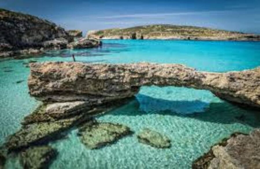 St Julians: Powerboat Gozo, Comino and Blue Lagoon - Who should book this St Julians powerboat day