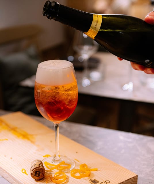 Valletta Aperol Spritz Aperitivo Experience - Koccio Valletta steps: why the setting matters for your evening