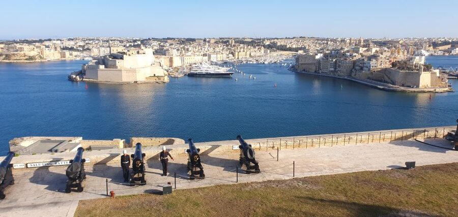 Valletta: City Walking Tour in a Small Group - Price and value: is $24 worth it for Valletta at ground level?