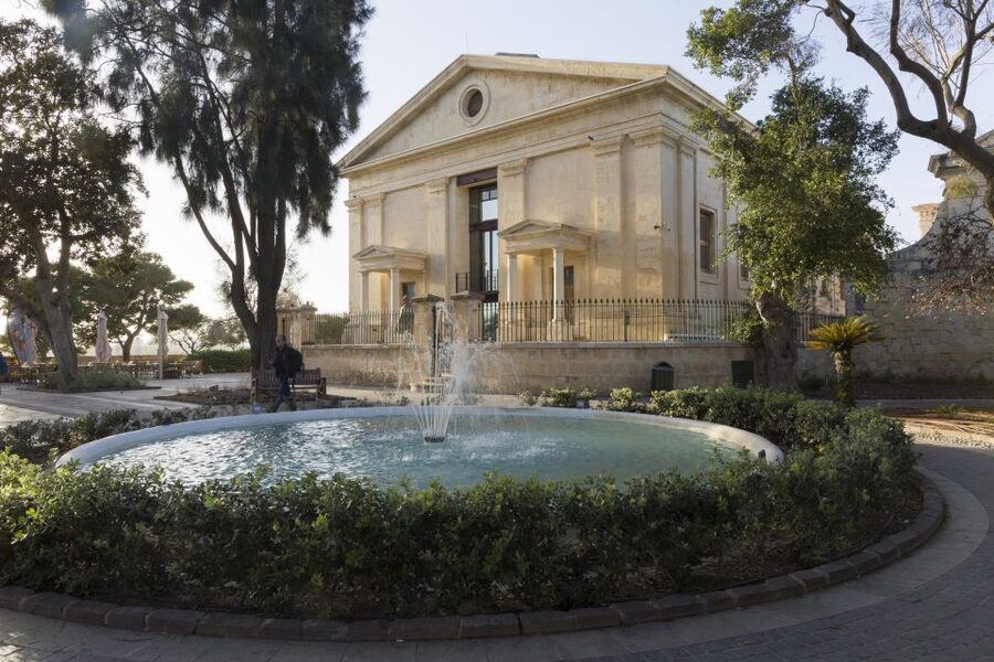 Valletta: Food and Culture Private Tour - Rabbit and traditional Maltese savory stops