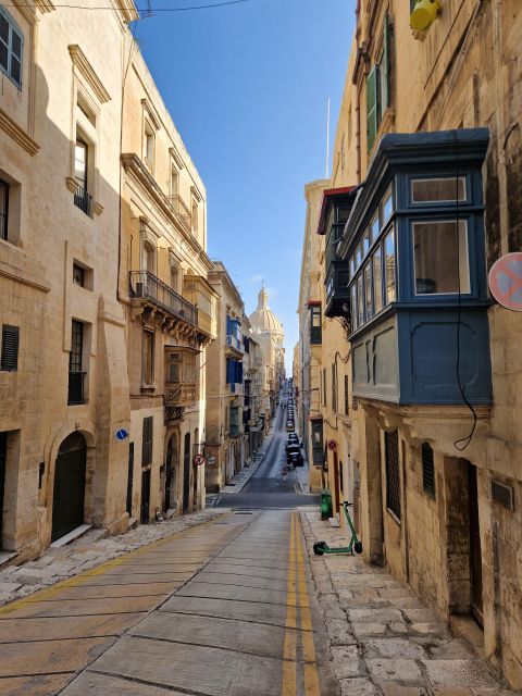 Valletta: Food Walking Tour with Tastings - The Triton Fountain start: pastizzi, your first taste test of Malta