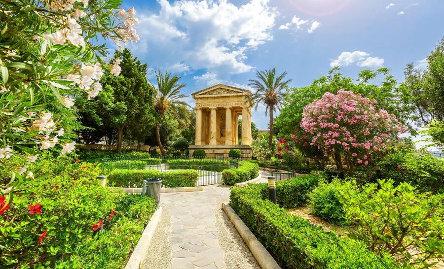 Valletta: Guided Walking Tour with Optional Cathedral Tour - Upper Barrakka Gardens: the view payoff that makes the walk worth it