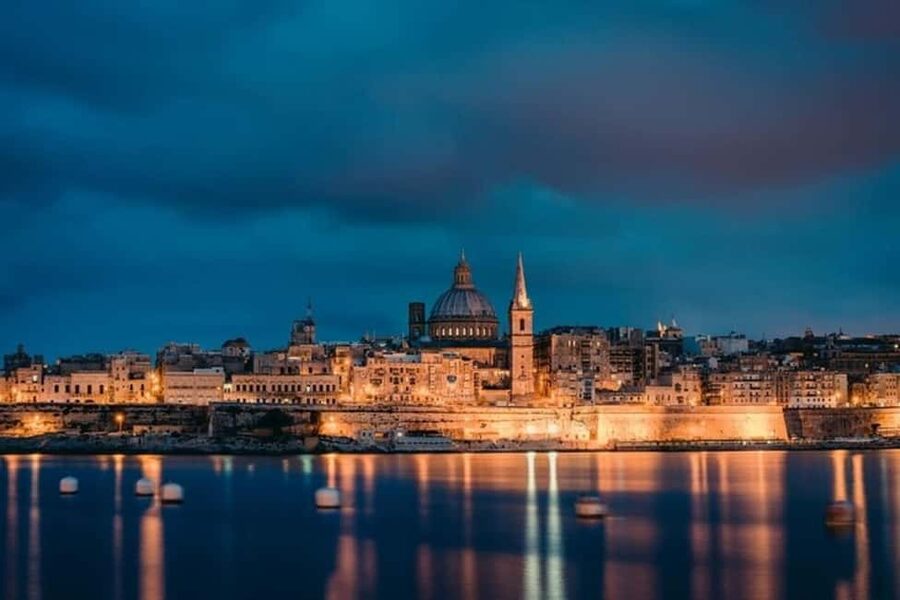 Valletta : Highlights & Hidden Gems Walking Tour - St George’s Square and the Grand Master’s Palace area