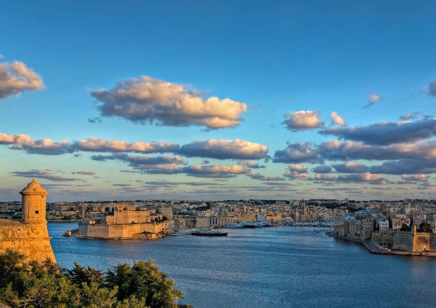 Valletta: Self-Guided Historical Walking Tour (Audio Guide) - Getting ready: PopGuide download, offline maps, and what you need to bring